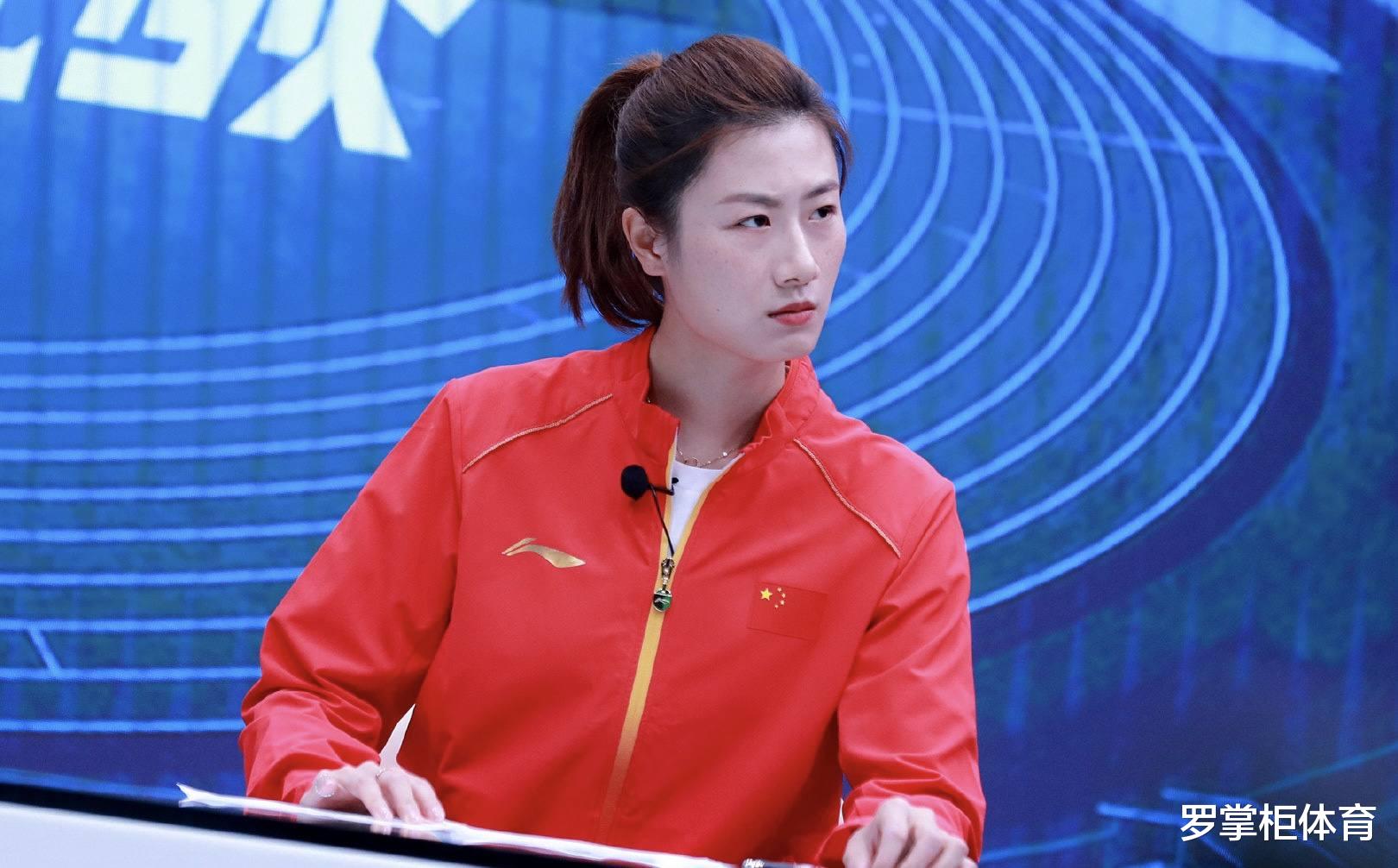 巴塞罗那|前国乒女队长现身，气质非凡！为北大学子讲课，2016年是转折点！