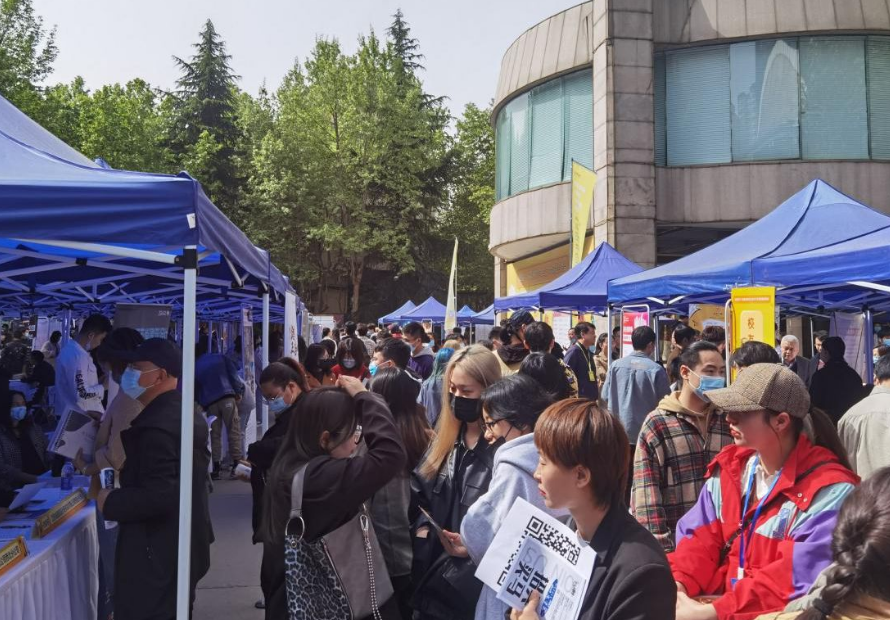 生肖|某招聘网站发布城市平均薪酬,郑州平均薪酬8609元,这绝对是真的