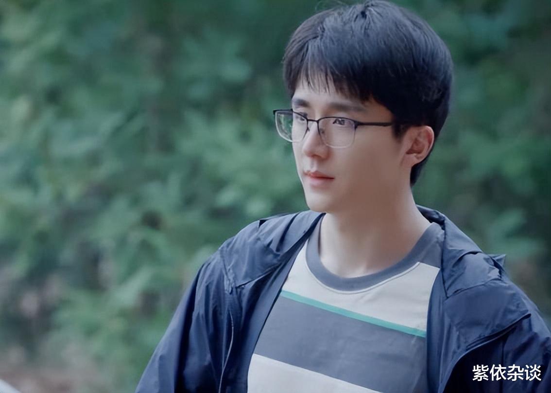 县委大院|《县委大院》林志为该选谁？年少不知江霞好，错把小萍当个宝吗？