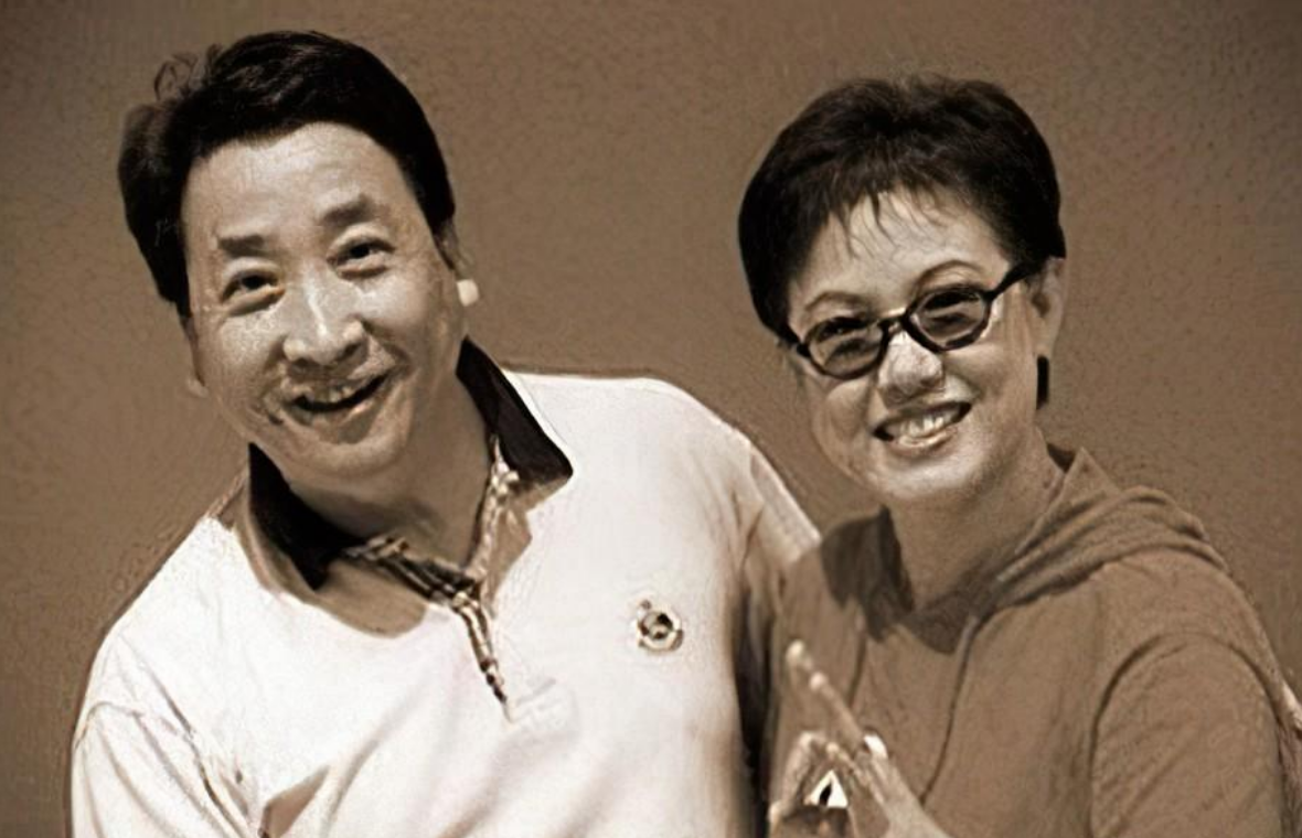 姜昆|姜昆:不顾妻子反对收养6岁孤儿,掐断女儿明星梦,养子成他骄傲