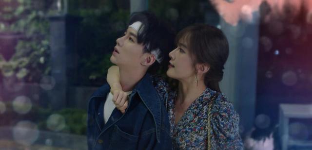 大约是爱2|《大约是爱2》卿是夫妇开播就分手，学神和学霸的爱情太好磕了