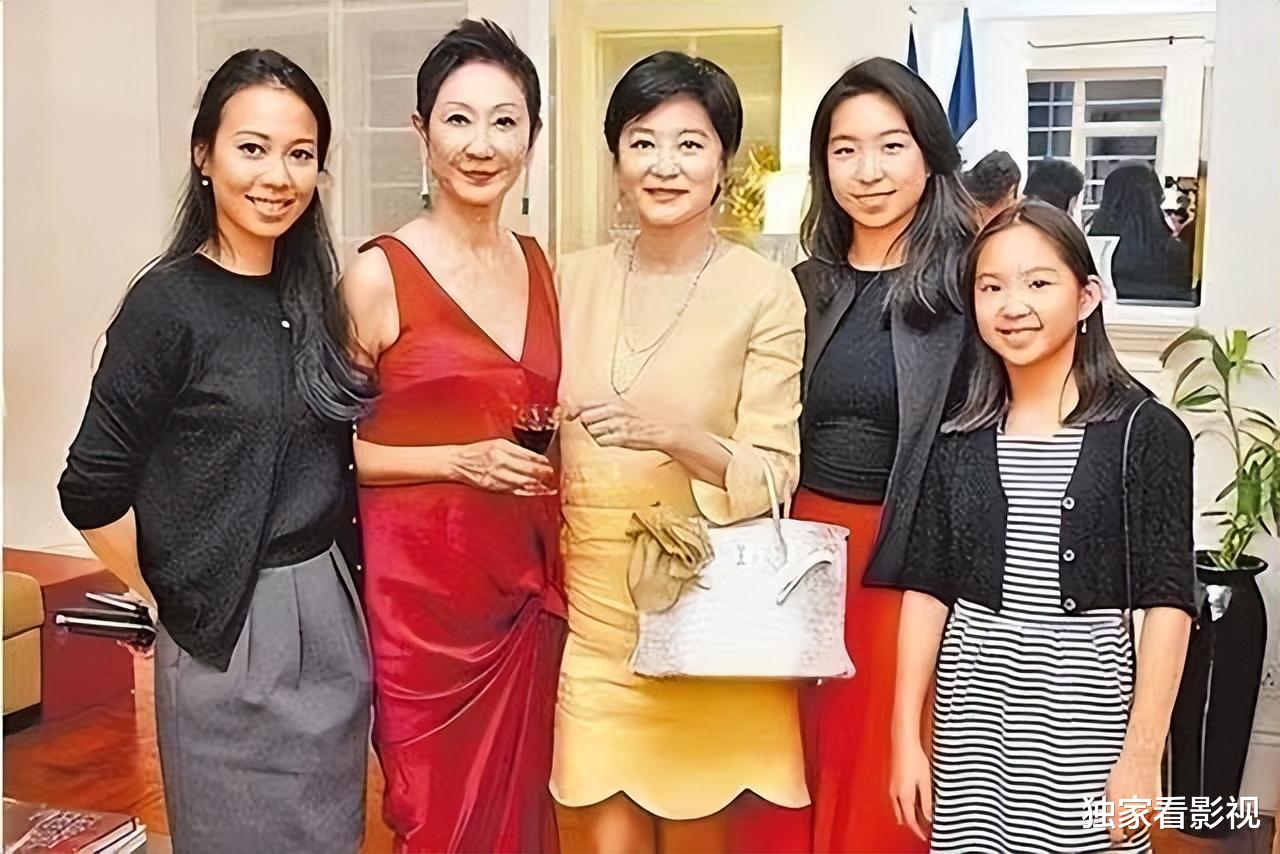 维多利亚·贝克汉姆|林青霞谈5岁孙女，和富商恩爱28年，33岁的未婚继女生了俩混血娃