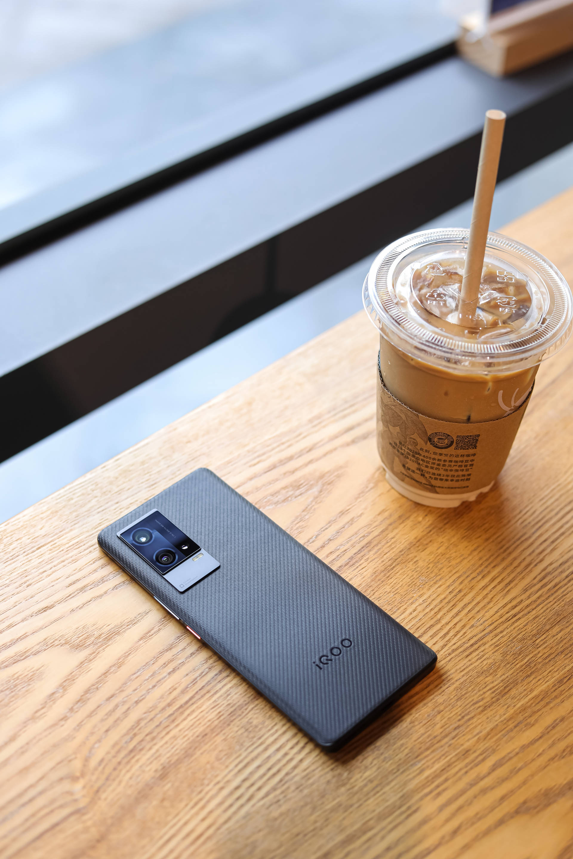 索尼Xperia|还在为续航焦虑？这4款手机续航极佳，没有充电宝也能使用一整天