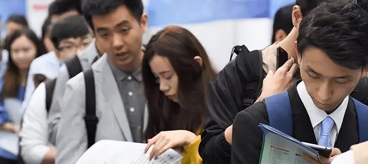 大学生|“这种家庭的人我们不招”，资深HR的话，显露出当代大学生的心酸