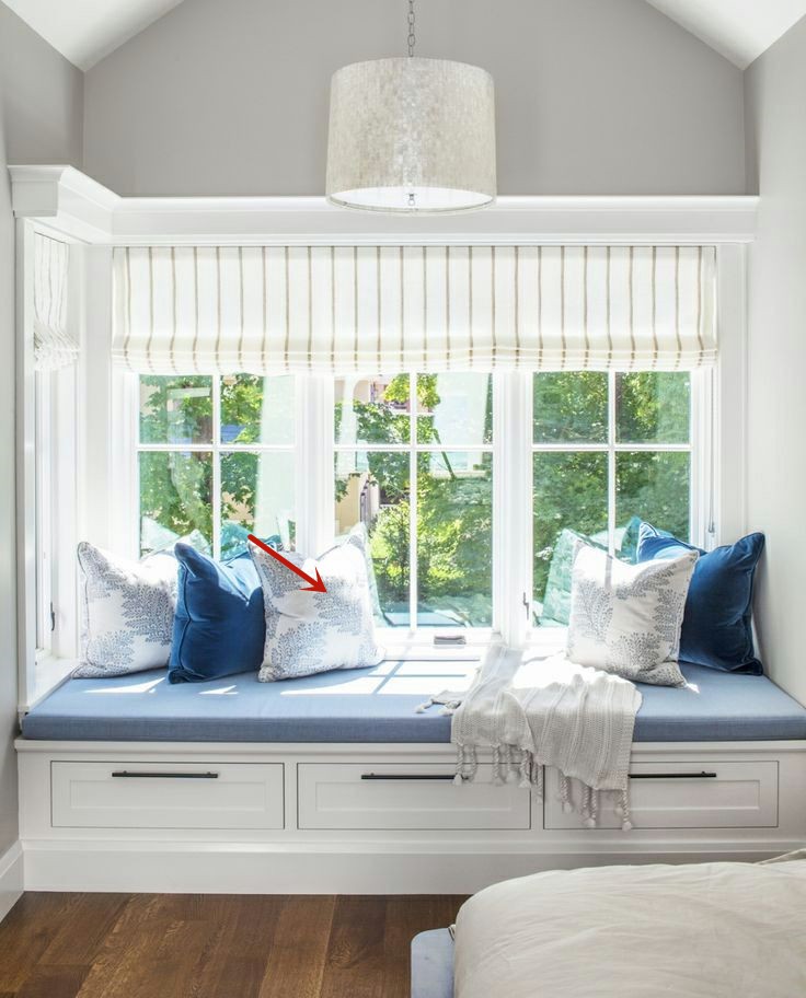 设计师教你一招：飘窗两侧打衣柜，收纳翻了倍，还不占卧室面积