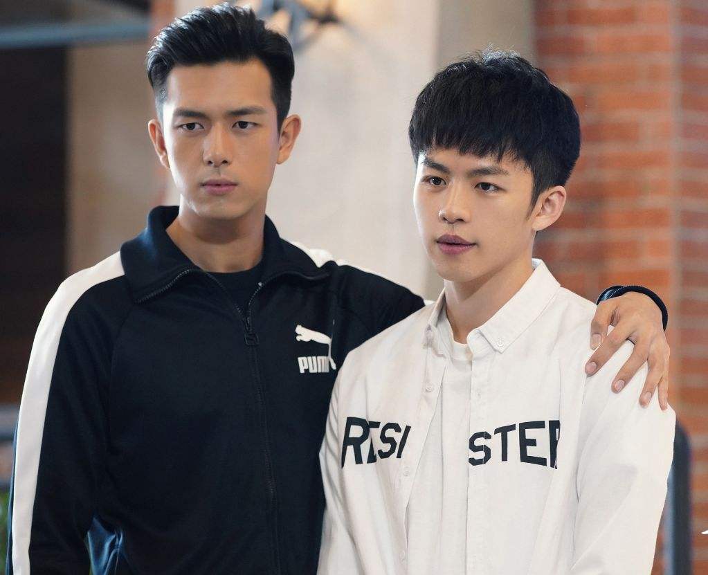 王紫璇|29岁王紫璇恋情被拍,与李鸿其吃日料同宿香闺,曾与名导传爷孙恋