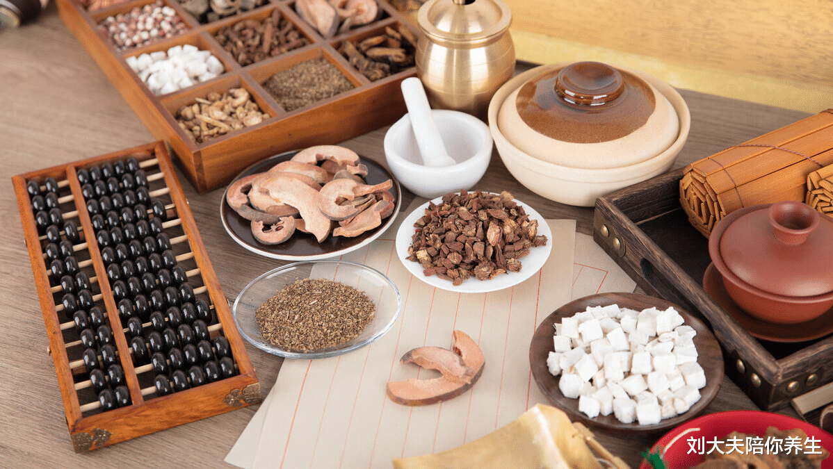 血栓|不花钱还很适用！国家级老中医分享良方：睡前吃一点，活血不怕堵！