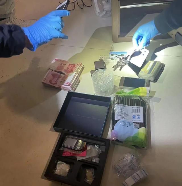 157人落网!河北张家口警方摧毁一特大吸贩毒网络!
