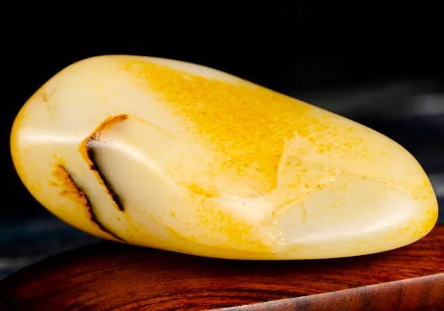 |哪种皮色出好玉？和田玉玉质料优选推荐！