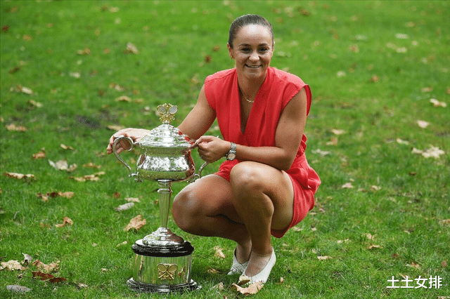 WTA|好消息！中国金花飙升28位，3人跻身前100，但缺李娜式的领军人物