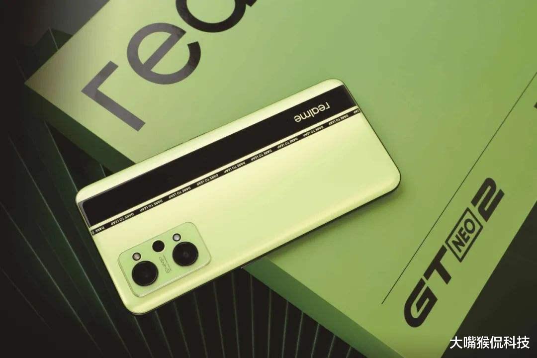 红米手机|三星E4屏+骁龙870，5000毫安大电池确实很香，降到千元