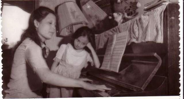 姐姐|陈数发文为79岁老母亲庆生，家境身世曝光，妈妈优雅端庄颜值颇高