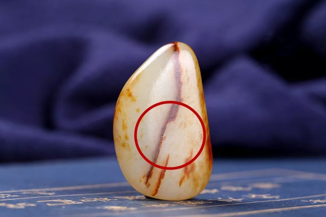 |瑕疵,买和田玉时“还价”的筹码?