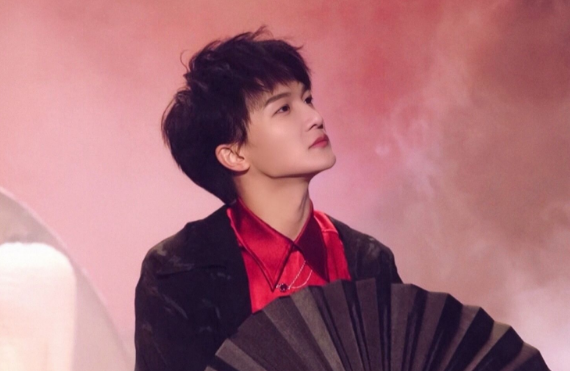 高圆圆|说到男歌手，你最喜欢听谁的歌呢？