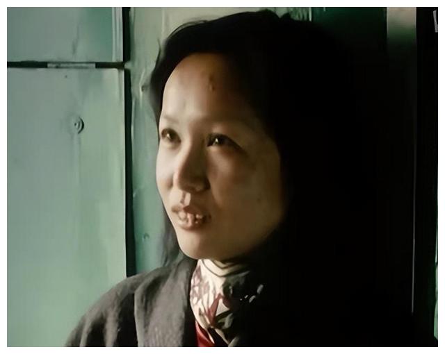 放不下身段就别演丑角,这些女星告诉你,什么叫敬业不糊弄观众