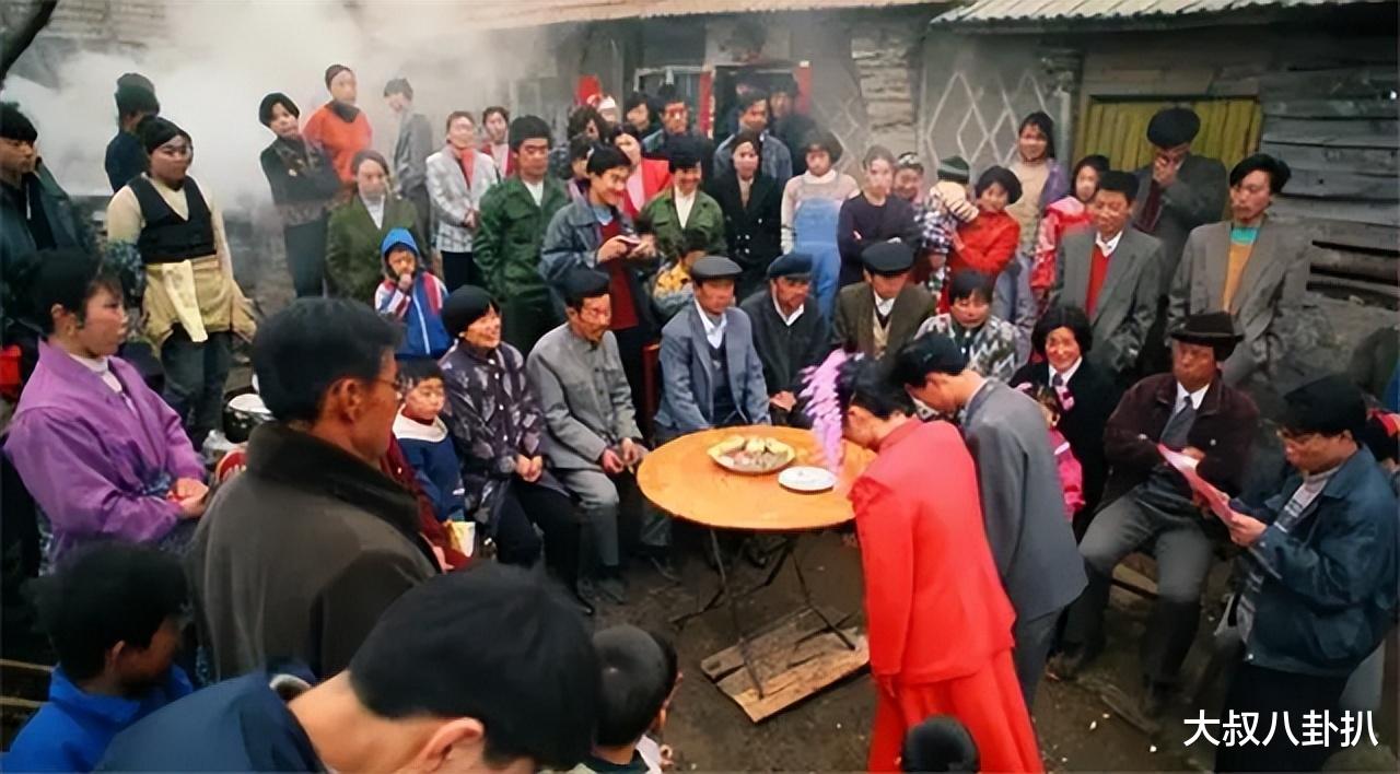 河南村妇自称“乌龟精下凡”,咬掉2人舌头,丈夫被活活闷死