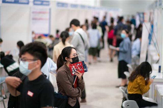 路南区|“国家认可不代表我们承认”，HR这番话太现实了，揭露了当下现状