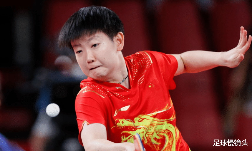 孙颖莎|3-0！国乒内战：世界冠军大爆发，孙颖莎进16强+怒吼，1-5后逆转