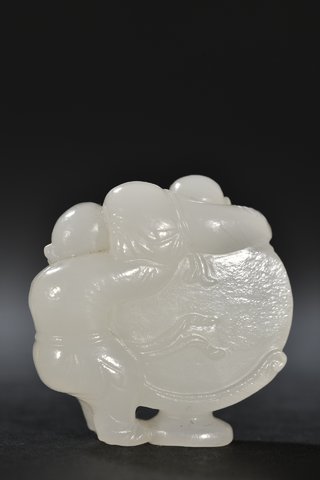 |和田玉 童子击鼓 雕件