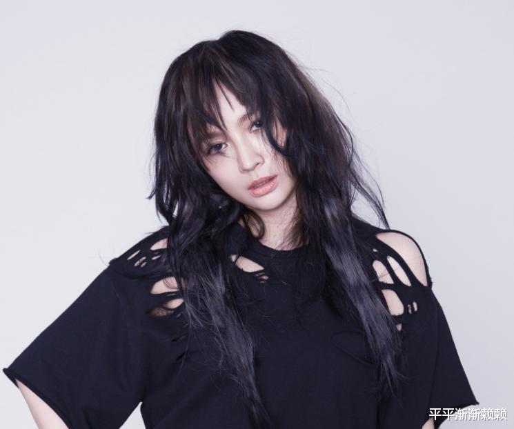 詹雯婷|退团4年后，詹雯婷从乐团主唱到独立歌手，再次惊艳众人