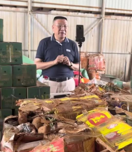 律师|许敏房子已解决？北海舅确实长得像郭威，田静和律师频繁直播赚钱