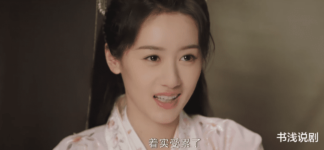 花朝秋月夜|全网热度3000万，《花朝秋月夜》获5星刷屏，女主比刘泠还“横”！