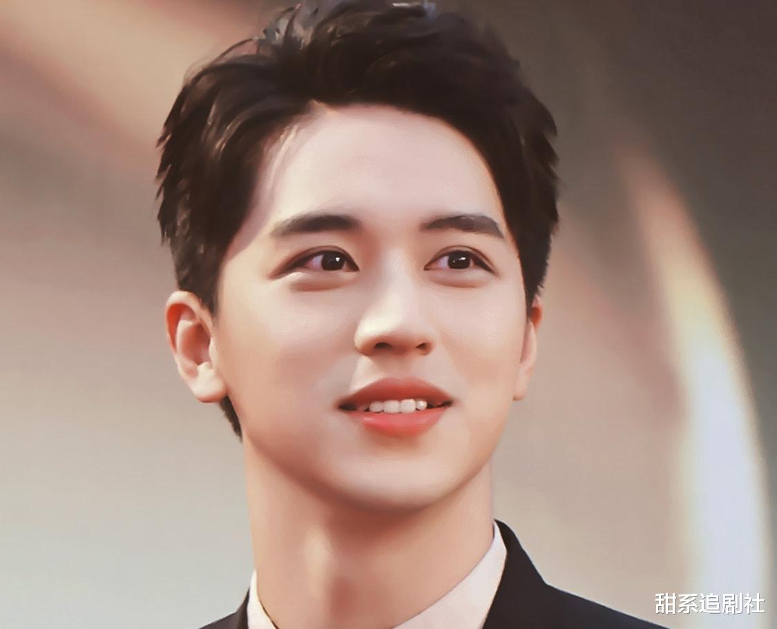 许魏洲|许魏洲官宣大婚，疑似为相恋4年圈外人，周雨彤被频频提及