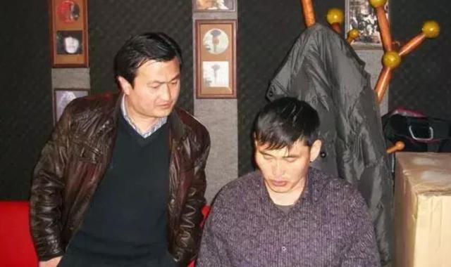 朱之文|北大教授怒批大衣哥，提醒山东老乡多当心，网友听后直呼：精辟