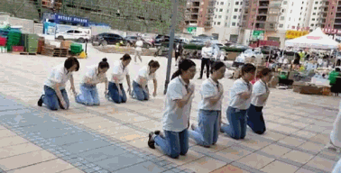 小米科技|华为员工食堂1张私照流出,曝光职场最扎心的真相!