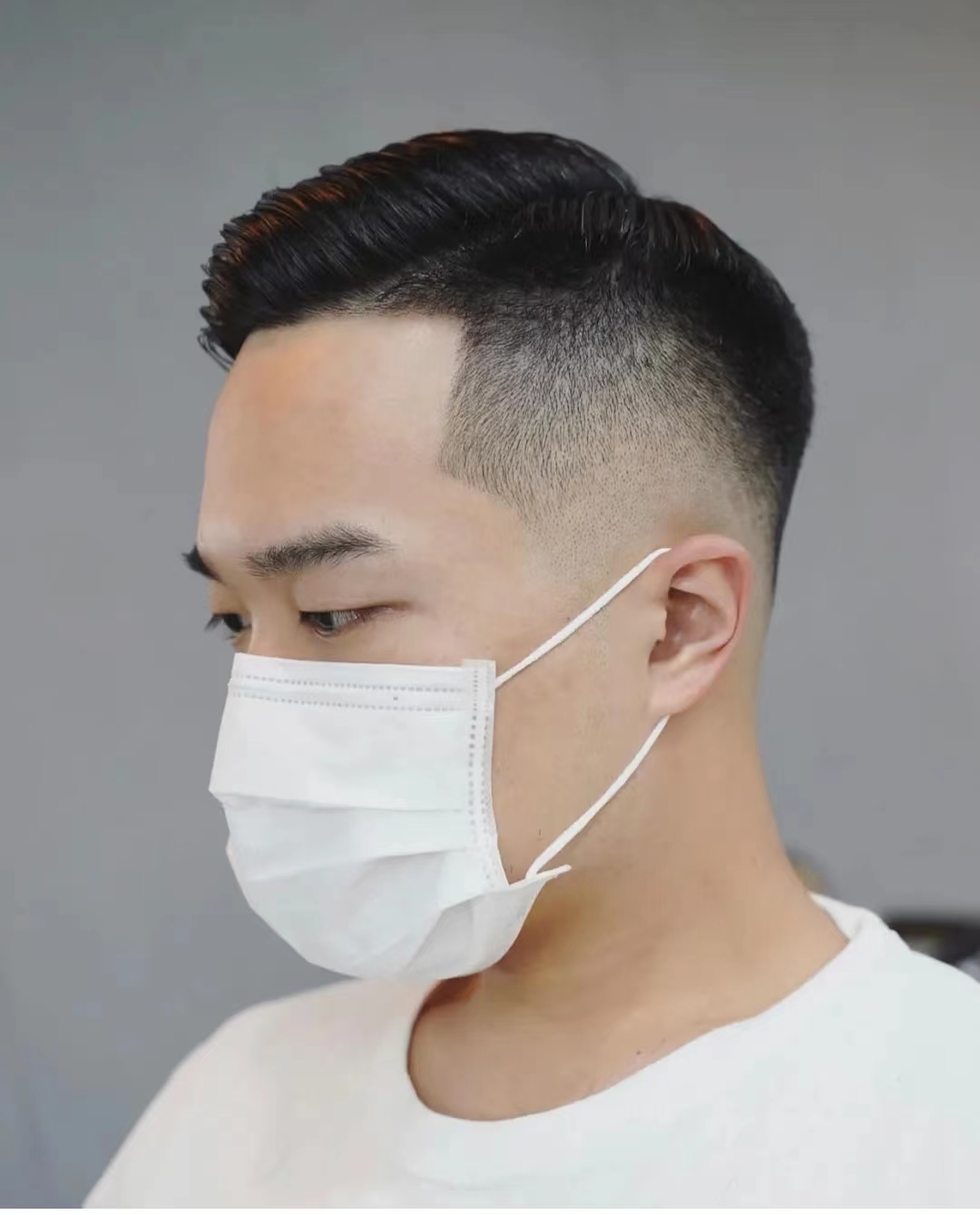 发型 男人夏天剪什么发型好看又不热?10款今年很火的发型,干练又有型
