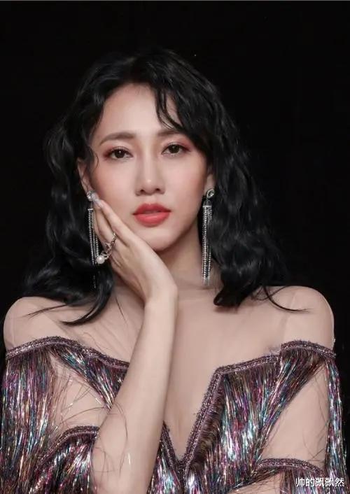 弦子|著名歌手弦子：我这辈子最正确的决定，就是30岁为老公生下儿子