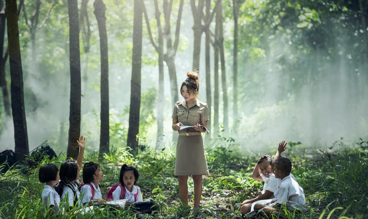 95后|“反常”的95后年轻人:进体制,接受相亲,听父母的话