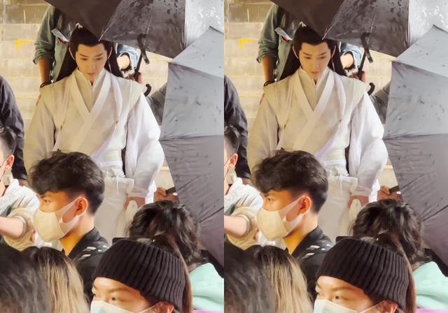 罗云熙|长月烬明：罗云熙吊威亚好稳，这套蓝衣真好看，紫衣装扮我见犹怜