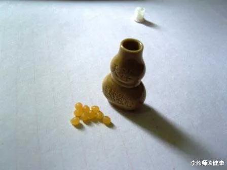 体检|突发胸闷心绞痛，硝酸甘油，阿司匹林，速效救心丸吃哪个？三句话就说明白！