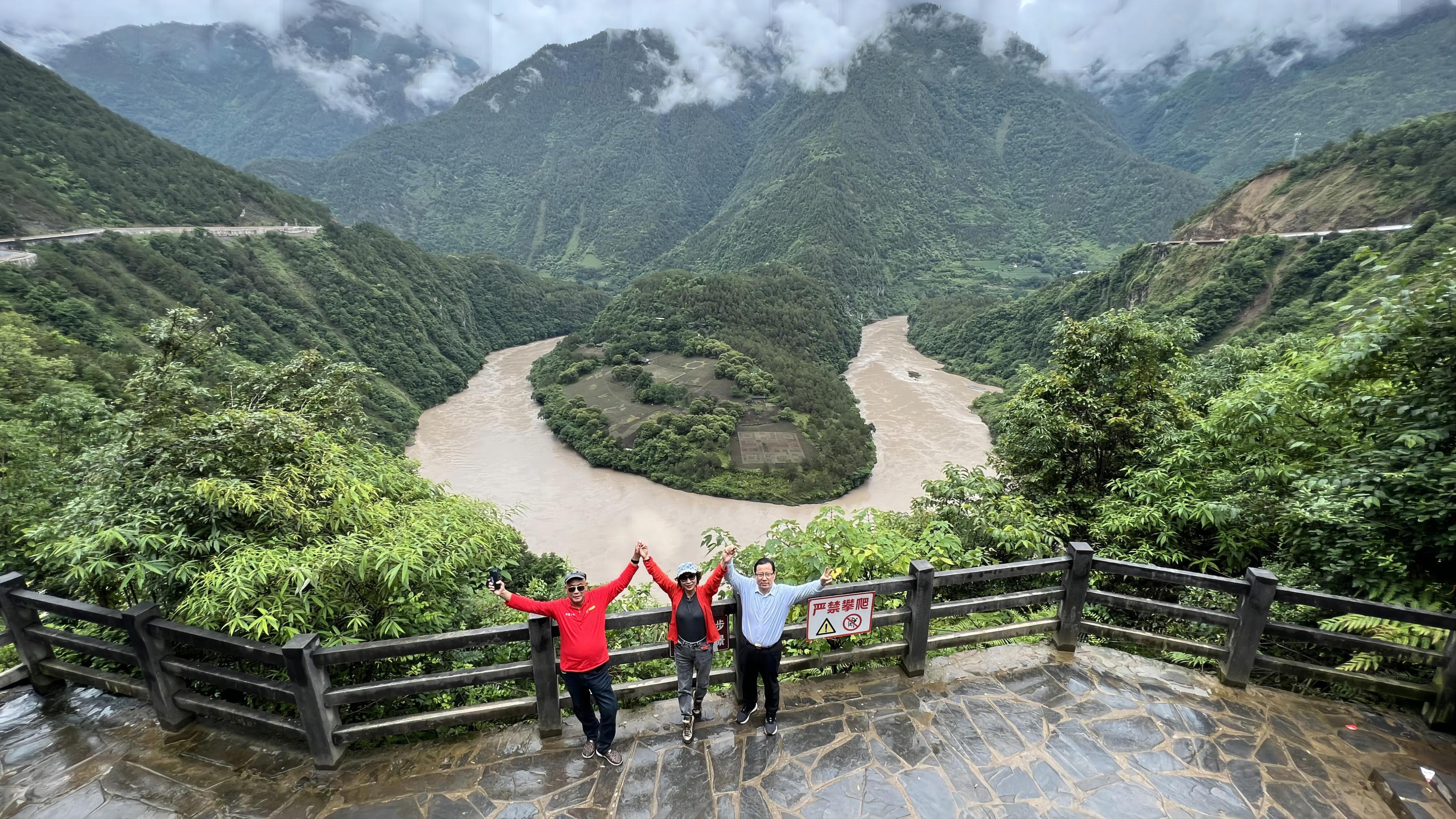 草原|一生仅一次的旅程！119天37800公里，穿越18个省市区，圆环华之梦