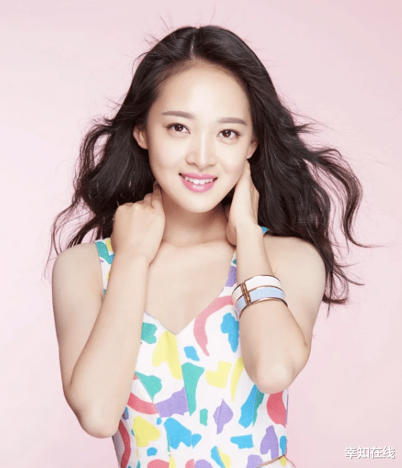 张若昀|张若昀“青梅竹马”曝光，唐艺昕被“精神控制”，这对恩爱夫妻也闹崩了？