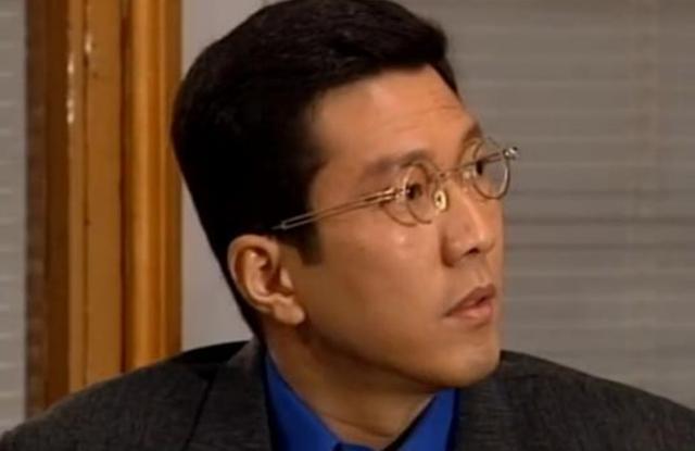 许绍雄|10位港星“出走”香港,许绍雄定居新加坡,夏雨全家移民加拿大