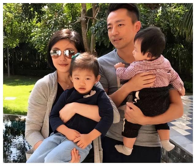 汪小菲|张兰曝汪小菲思女成疾,不打电话活不下去,暗示大S将俩娃归还