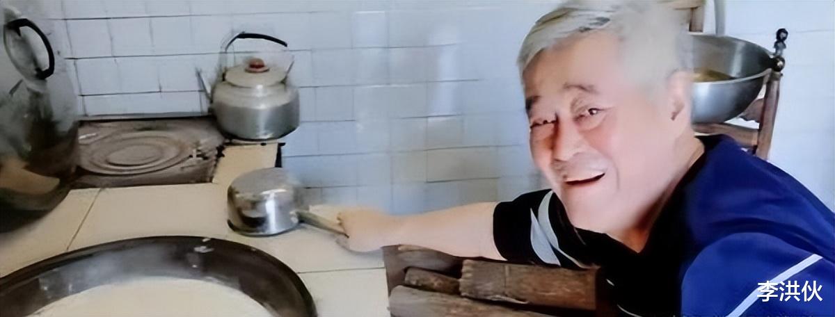 祛湿 赵本山儿子自称不是啃老族，已开多家健身减肥工作室，闷声发大财