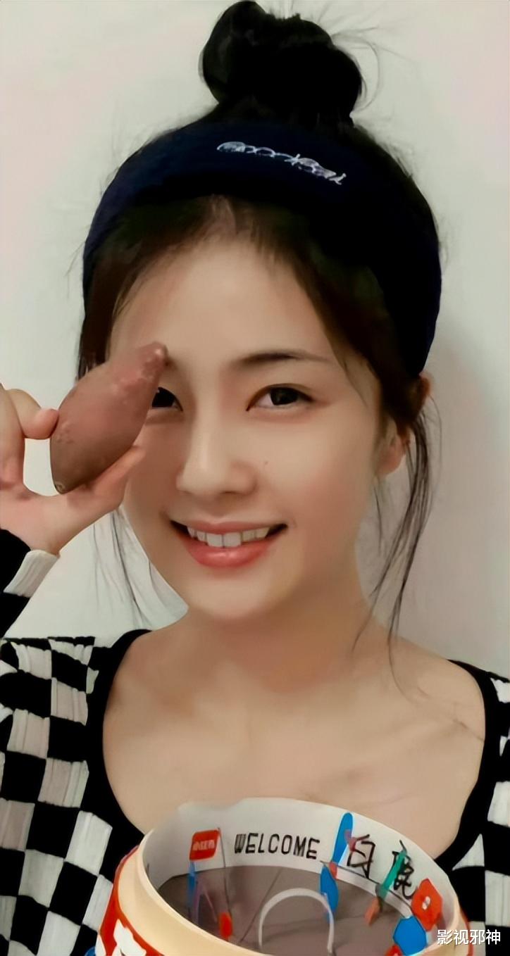 白梦妍|又一对姐弟恋,被爆了!