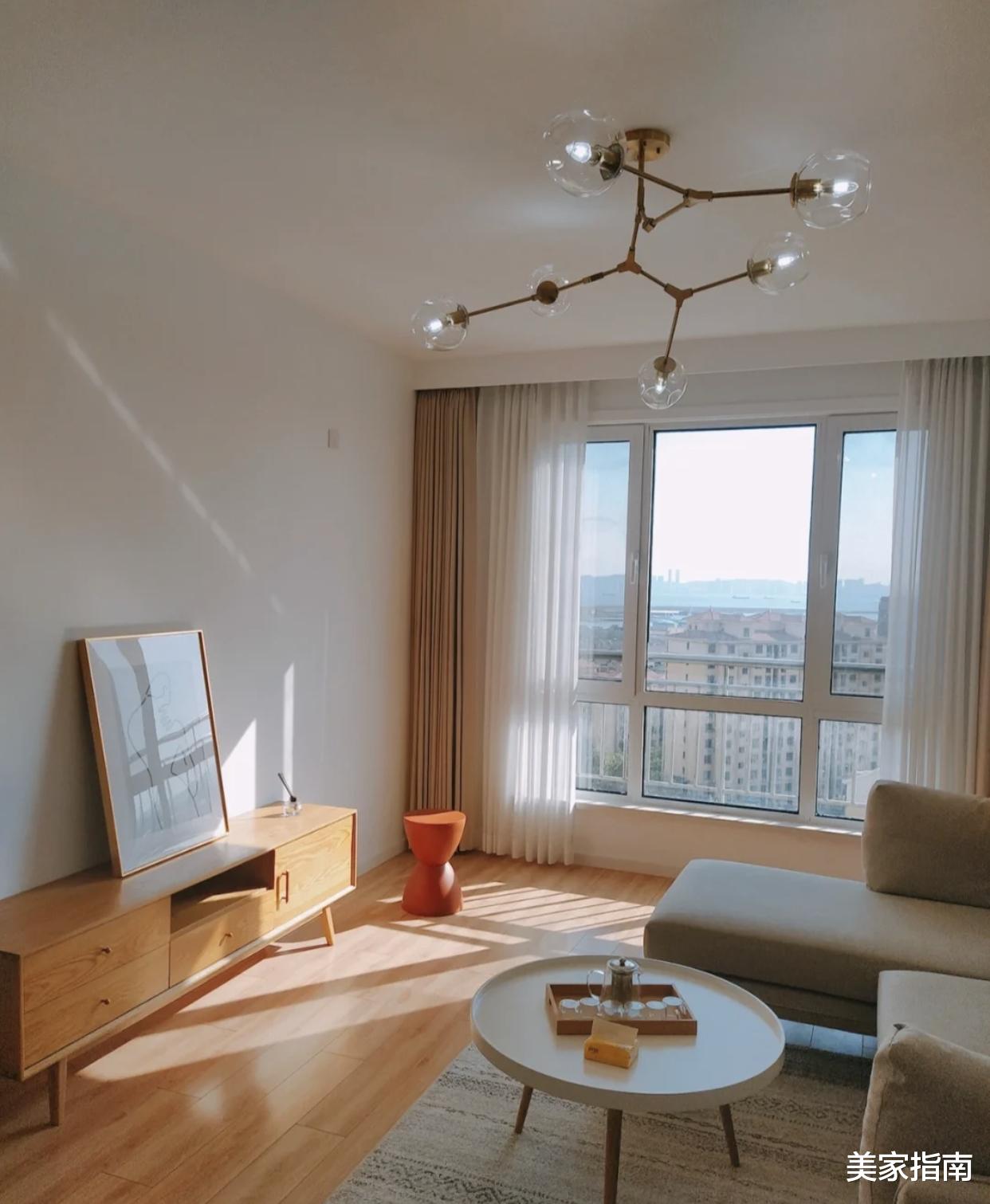 不吊顶不跟风,95后小两口9万元装65㎡两居室,网友:好精致