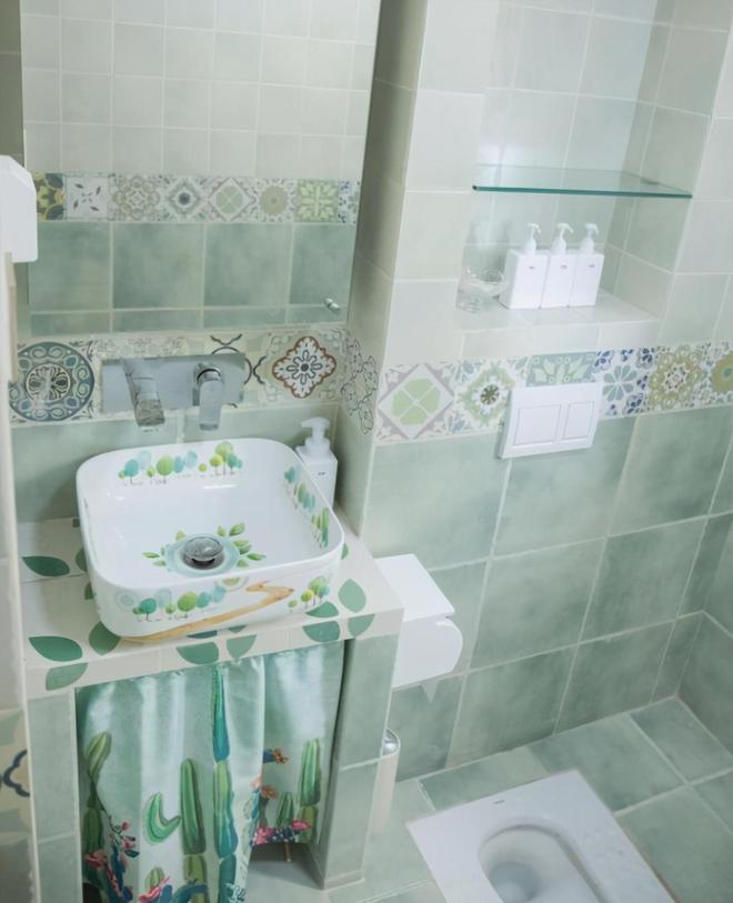 新房装修媳妇坚持主见,客厅墙上打个洞,硬装花费18W,效果绝了