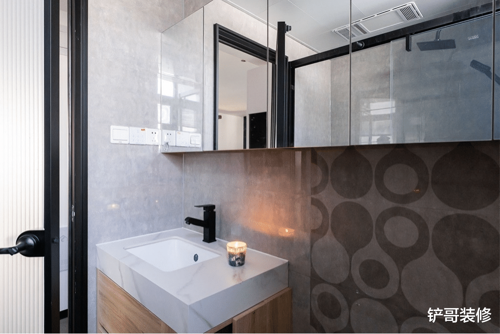 55平的简约一室,经过业主的精心改造,也换上了新衣!