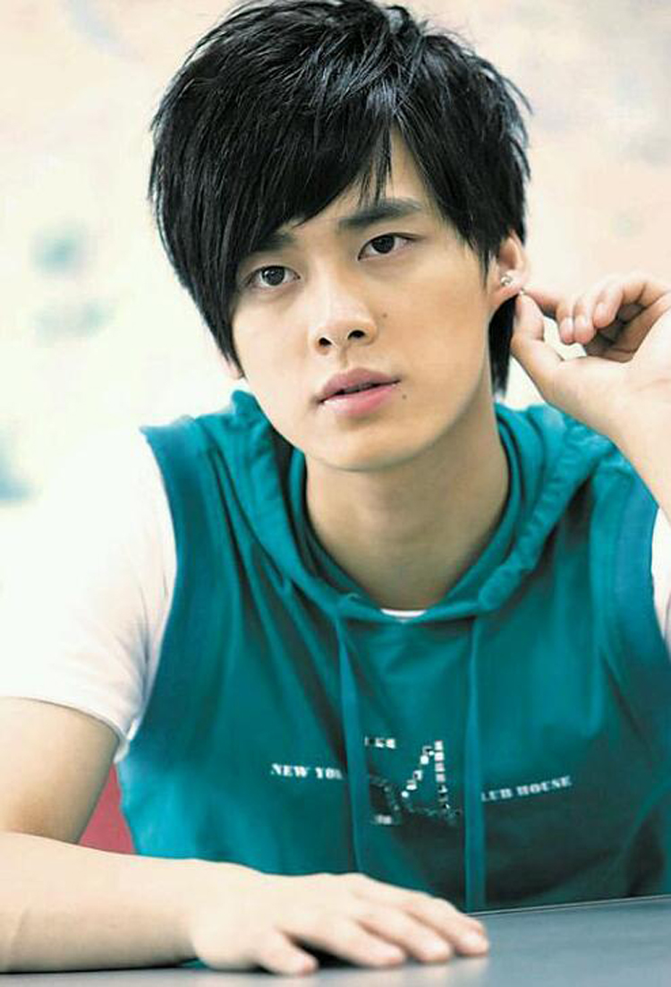 帅哥|脸上长痣也帅的男星,只服这10位,不仅没给颜值减分,还有辨识度