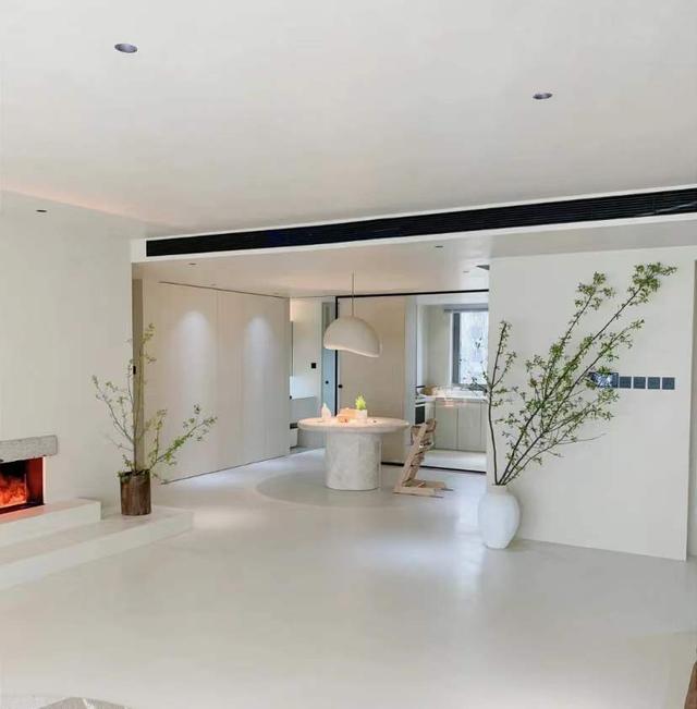 发现一对年轻夫妻的家，高级又有艺术感，还要方便孩子玩耍