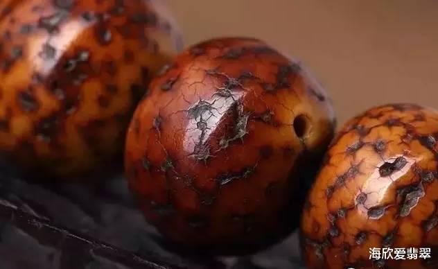 蜜蜡|星月一旦开片，就不能玩了？