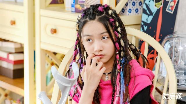 00后|10朵“00后小花”就位，谁能成为新版国民妹妹？各有各的“门道”