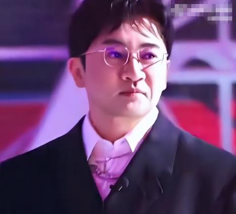 苏有朋|48岁的苏有朋面部发福疑整容,西装裤穿得全是褶,网友:像大棉裤