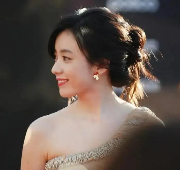 韩孝周|官二代出身的韩孝周,曾因李秉宪声名狼藉后被弟弟牵连 借李钟硕翻身