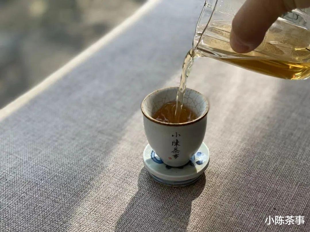冲泡岩茶，如何才能提升香气？网上找到的4种方法，都有用吗？